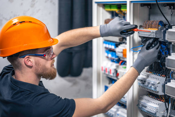 Best Circuit Breaker Repair  in West Bay Shore, NY
